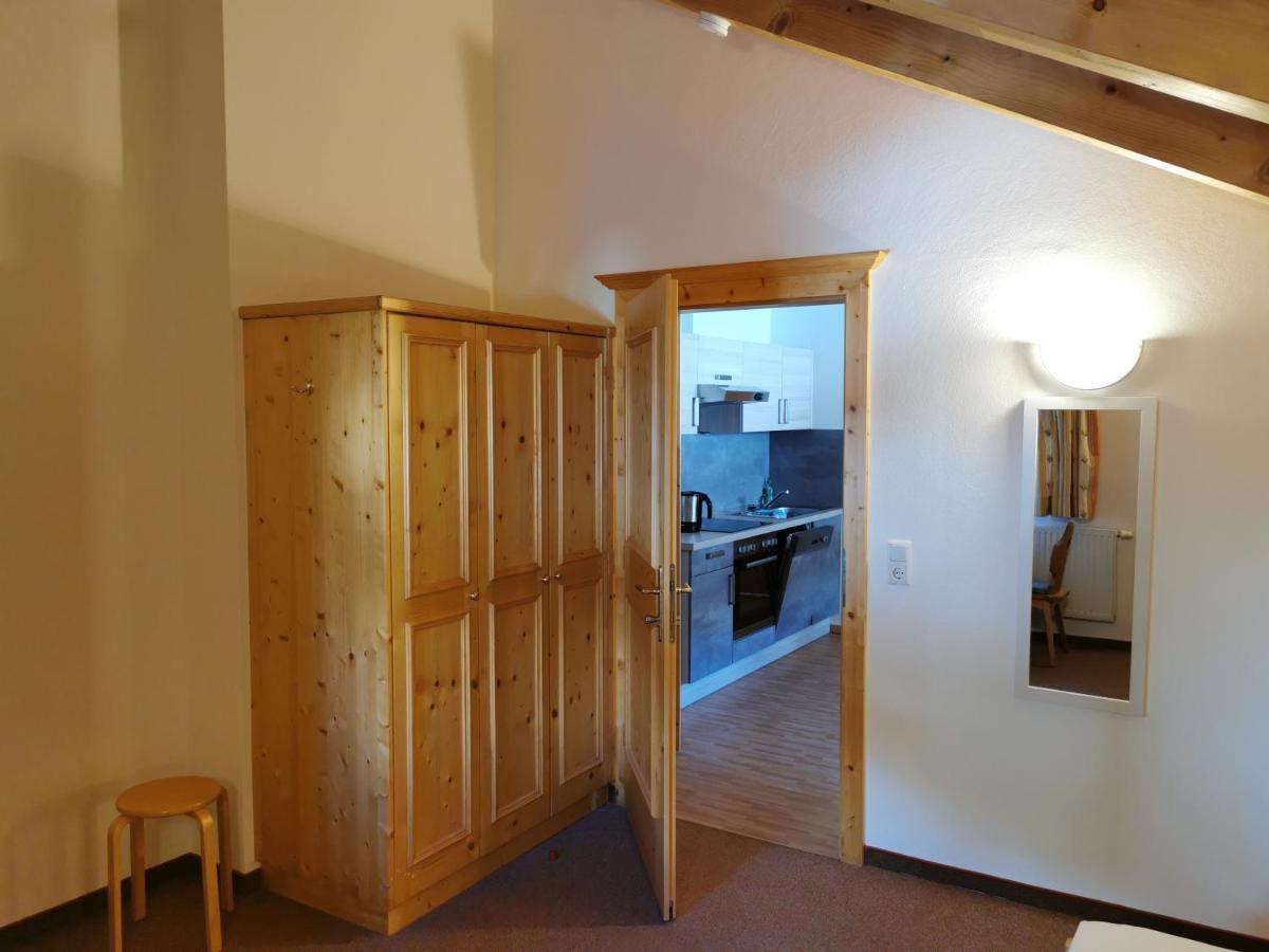 Hotel Garni Schoenblick Sölden Kültér fotó